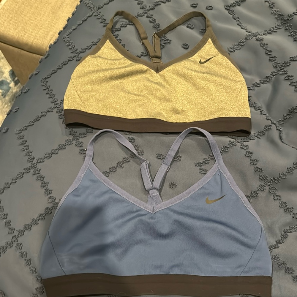 2 Nike’ sports bras